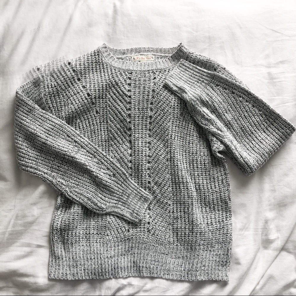 ☕️Cozy Gray Knit Sweater☕️